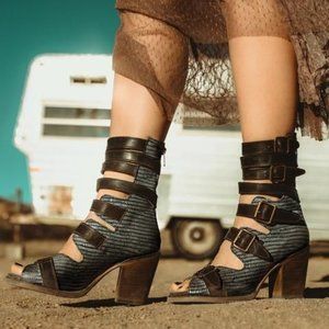 Freebird by Steven Bond Sandals 9